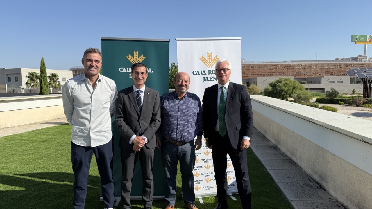 Caja Rural de Jaén renueva su compromiso con el deporte local como colaborador principal del Real Jaén CF