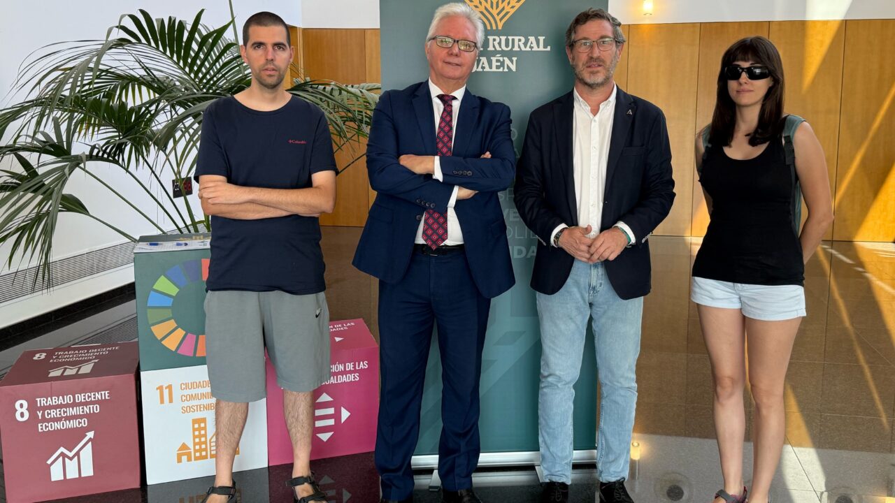 Dos murales para transformar Jaén: arte urbano, patrimonio y sostenibilidad de la mano de Caja Rural de Jaén