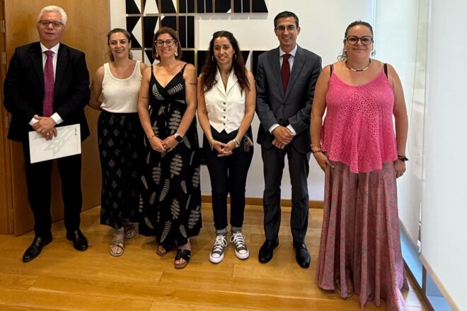 FAMPA “Los Olivos” y Caja Rural de Jaén firman un convenio para apoyar a más de 260 AMPAS de la provincia