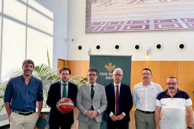 El Jaén Club Baloncesto celebra su histórico ascenso a Segunda FEB con el apoyo clave de Caja Rural de Jaén