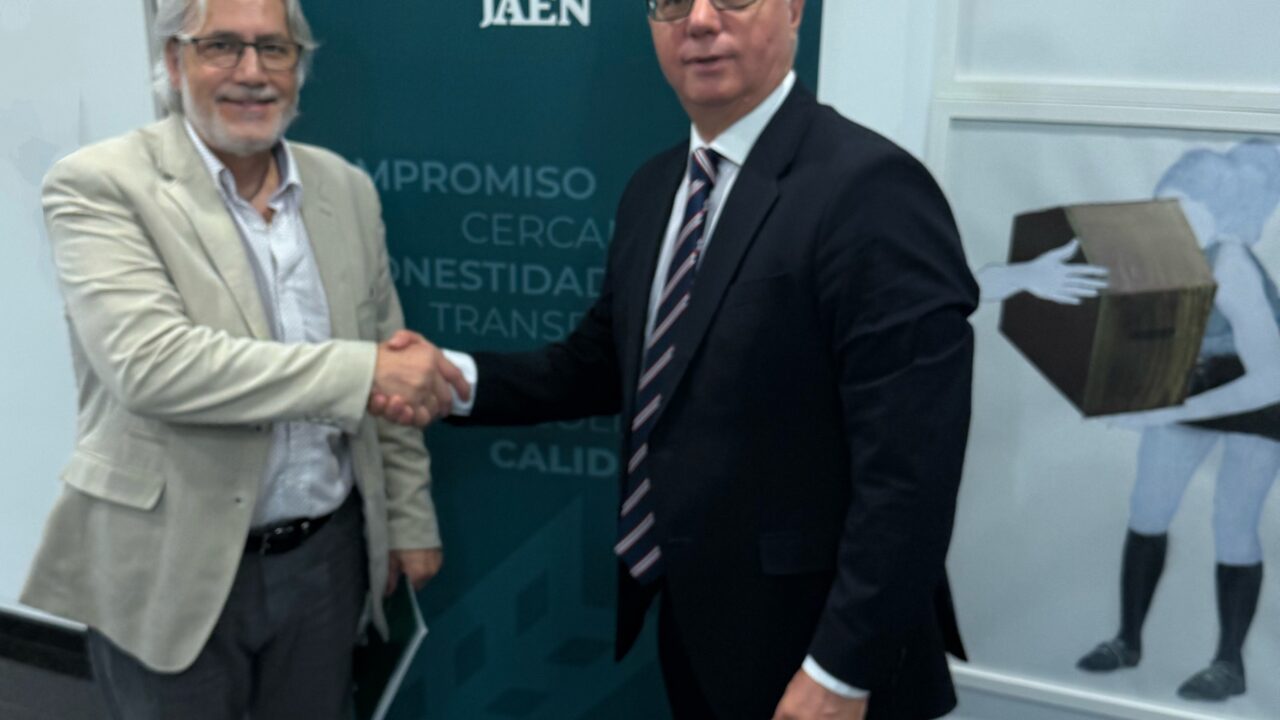 Caja Rural de Jaén apoya económicamente al Comercio de Jaén y provincia a través de la Cátedra que nació bajo el auspicio de la Universidad de Jaén