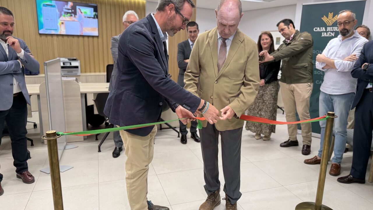Caja Rural de Jaén refuerza su compromiso con el territorio con la reforma integral de su oficina en Santisteban del Puerto: Plan de Modernización