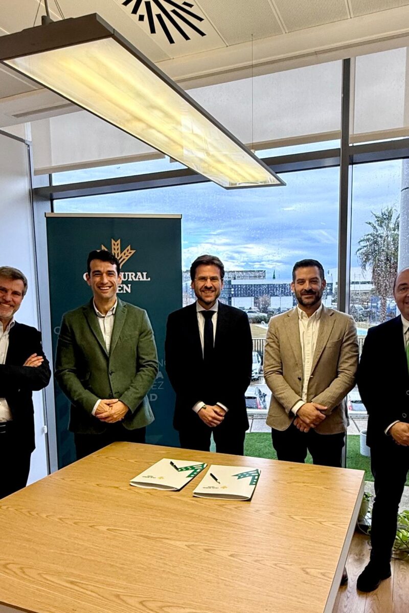 🌱 ¿Sabía que al tramitar la PAC con Caja Rural de Jaén puede disponer del Cuaderno de Explotación Digital?