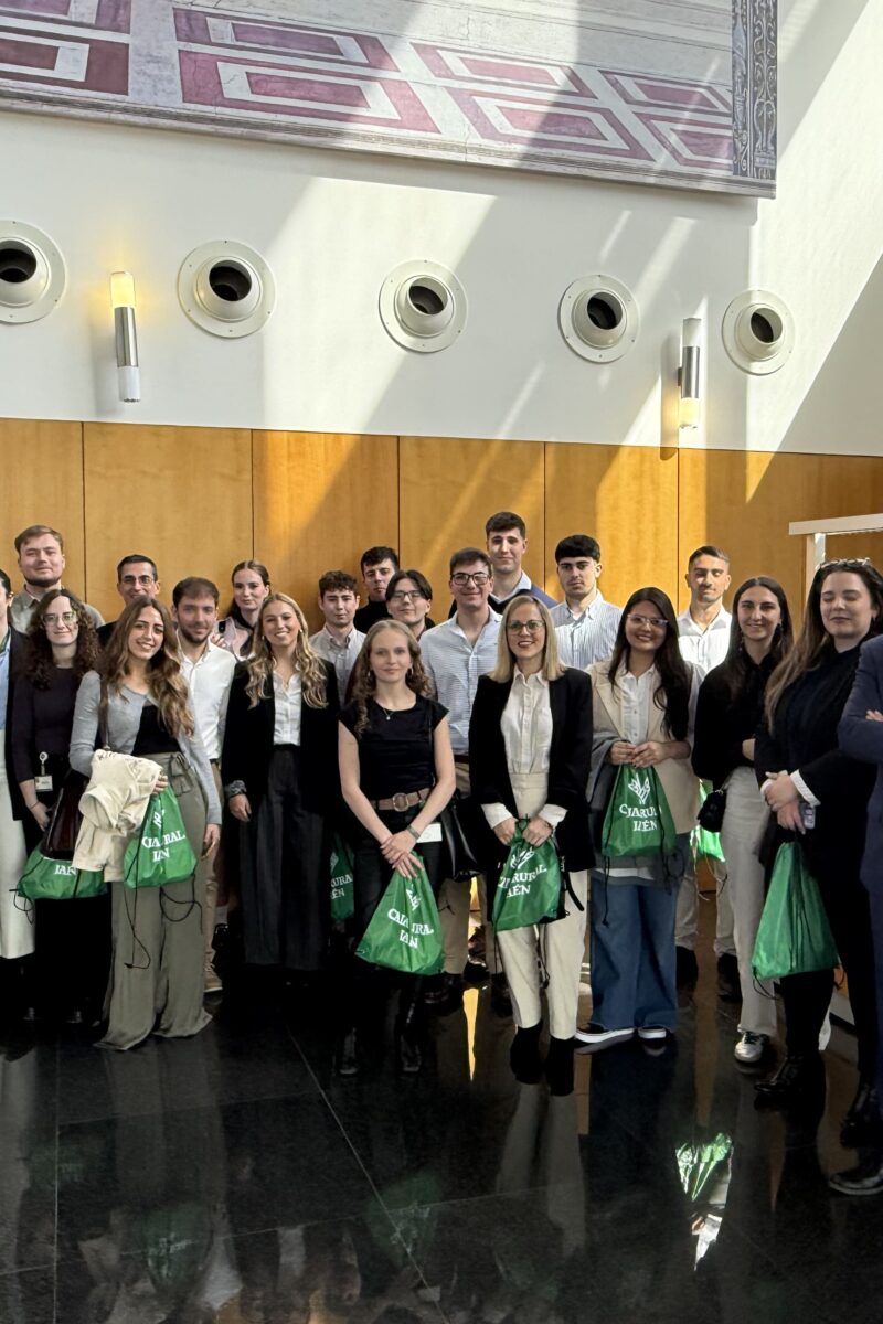 Una apuesta por el futuro: el valor del talento joven en Caja Rural de Jaén